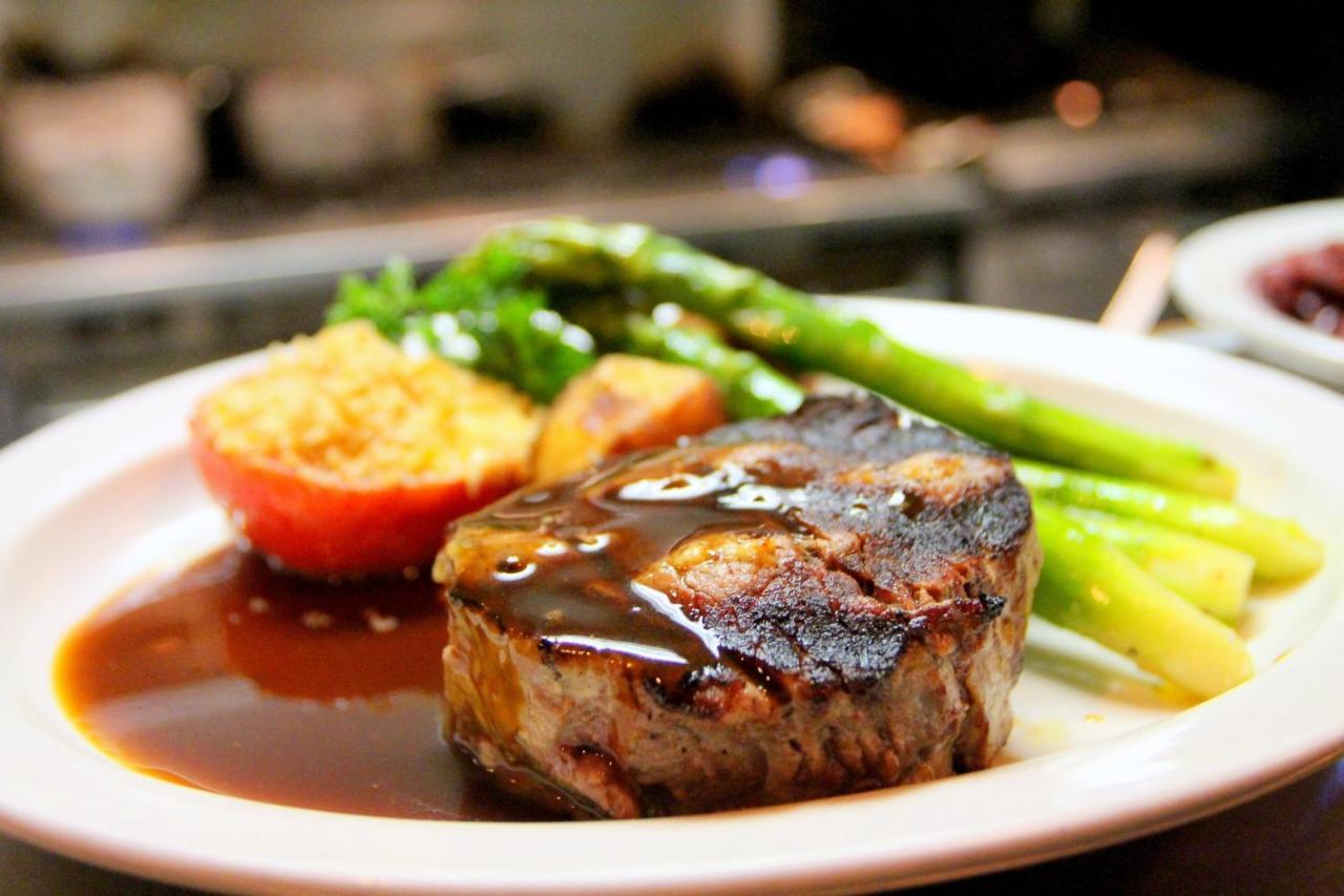 Golden Tulip Downtown 4*