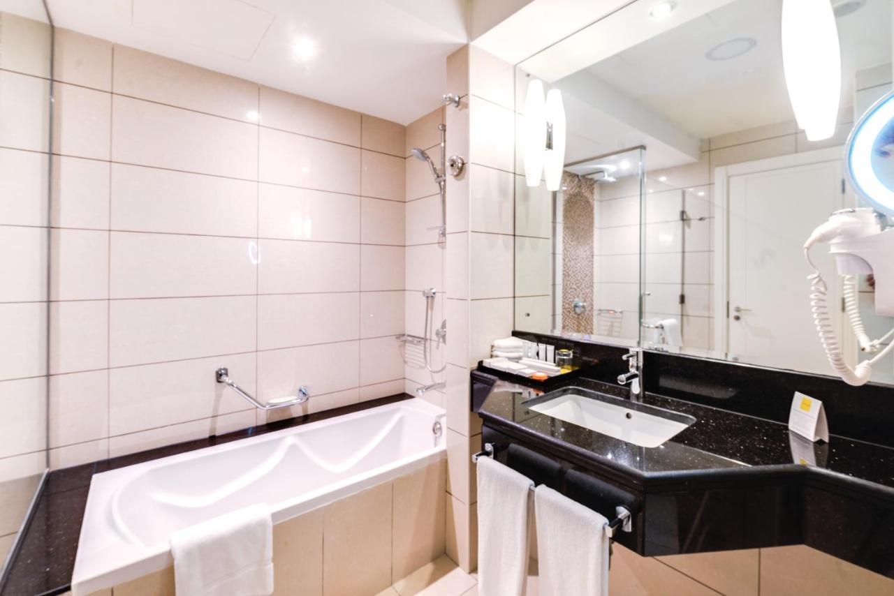 Golden Tulip Downtown Hotel 4*