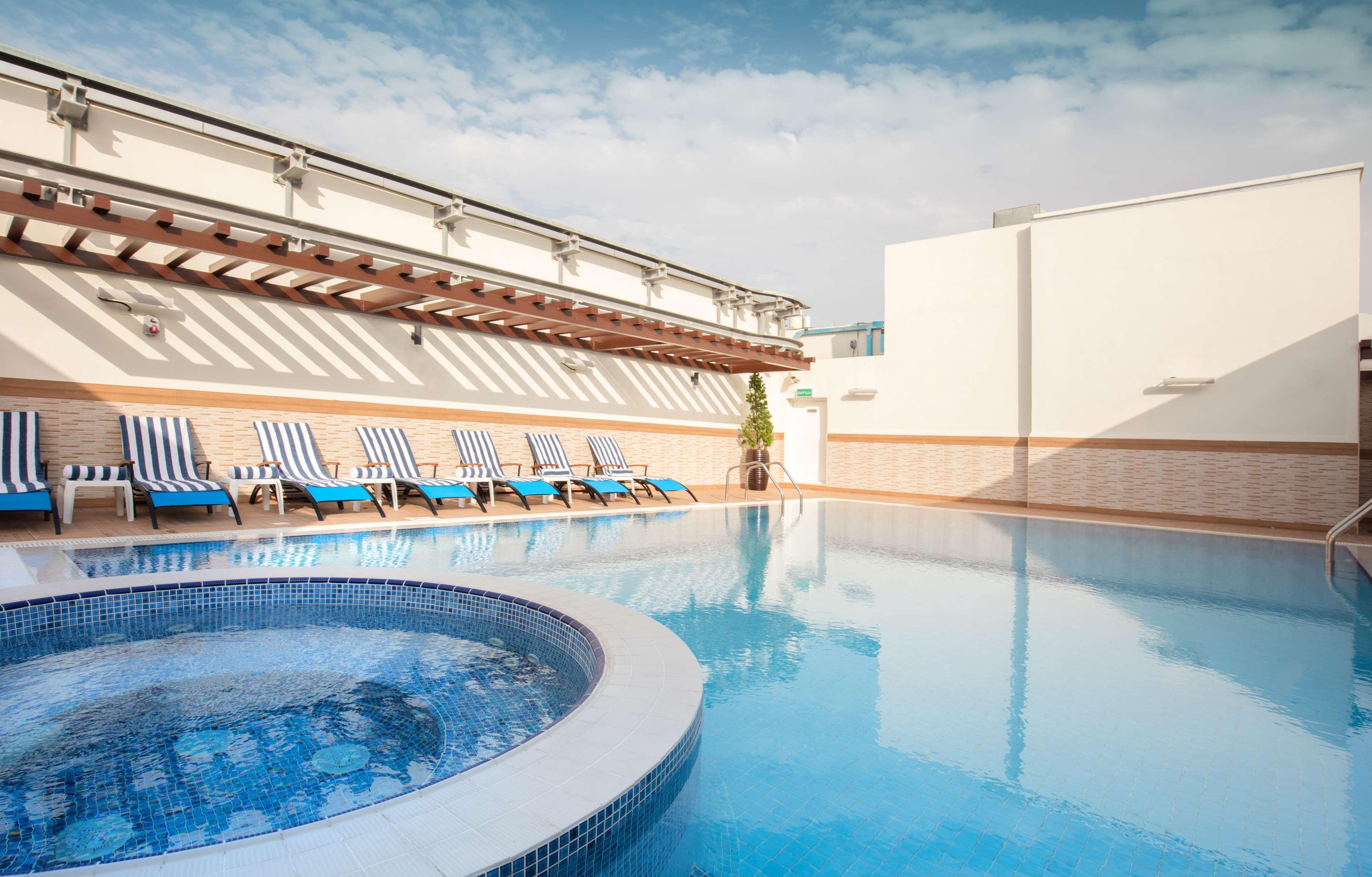 Hotel Golden Tulip Downtown 4*
