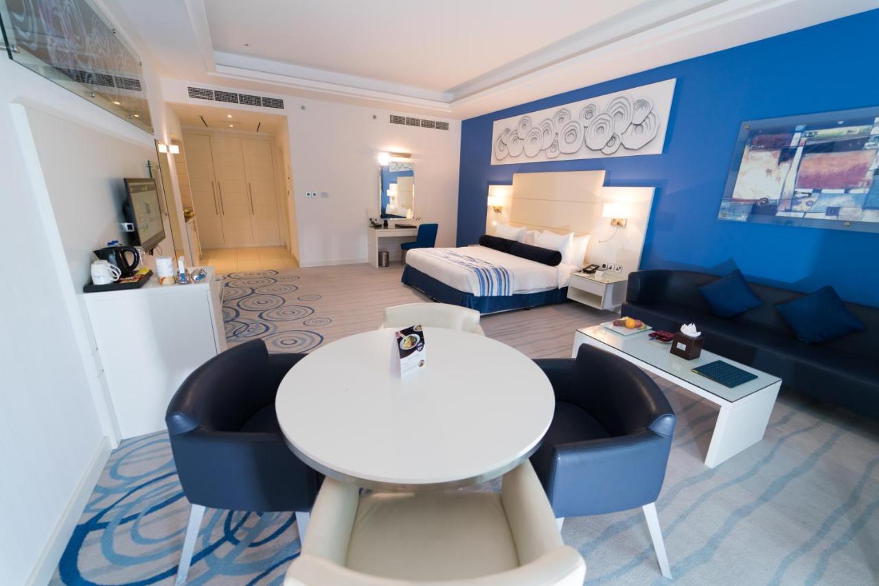 Golden Tulip Downtown 4*